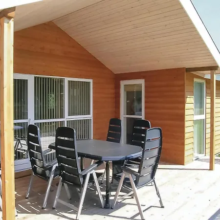Four Bedroom Holiday In Strandby